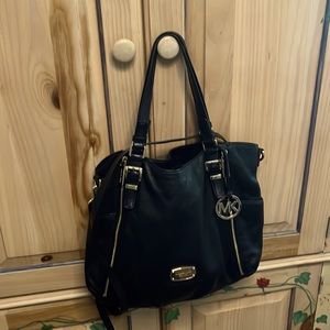 Michael Kors all leather handbag. Satchel and shoulder straps.